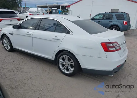 2017 Ford Taurus Se z USA, uszkodzony, nr VIN 1FAHP2D8XHG111044